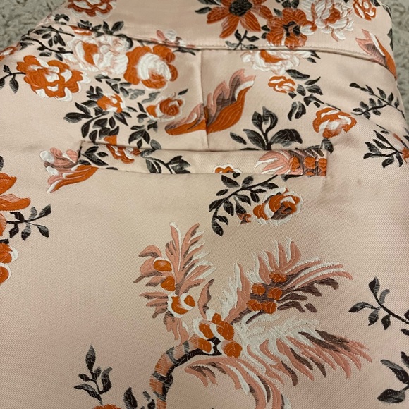 Endless Rose Floral Brocade Shorts 💕 - Picture 6 of 8